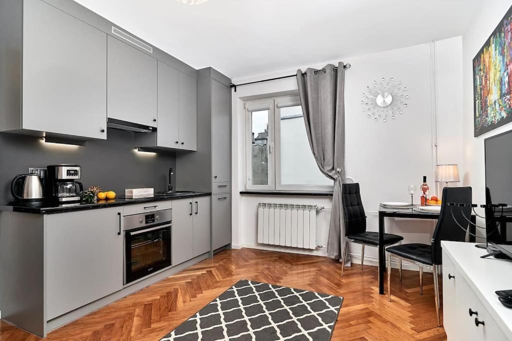 Apartment Komfort W Sercu Miasta