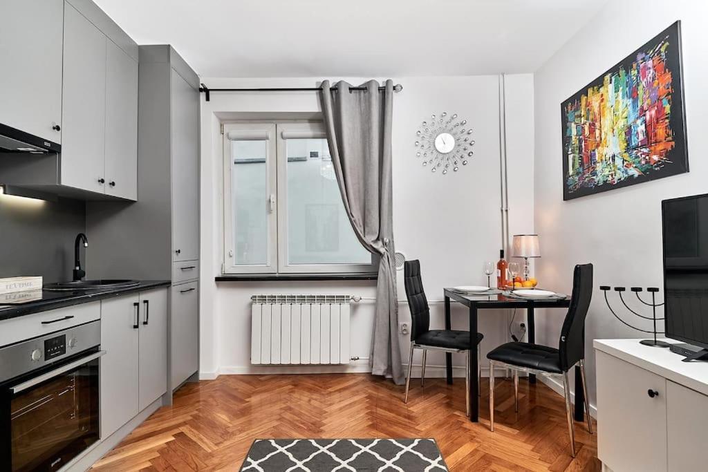 Leilighet Komfort W Sercu Miasta Wrocław